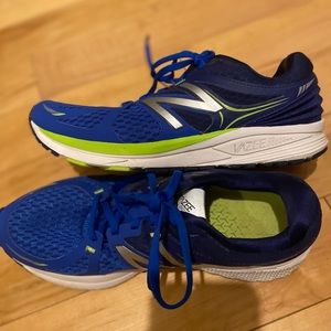 2/$20 New Balance 🏃🏻‍♀️ Vazee
